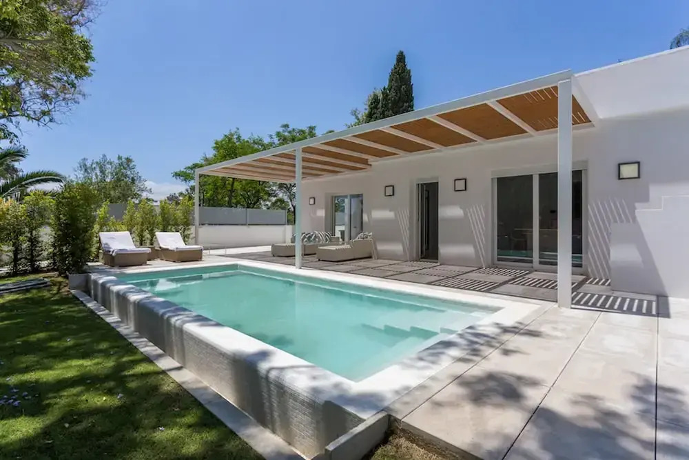 Spectacular Villa with private pool and garden. El Noruego