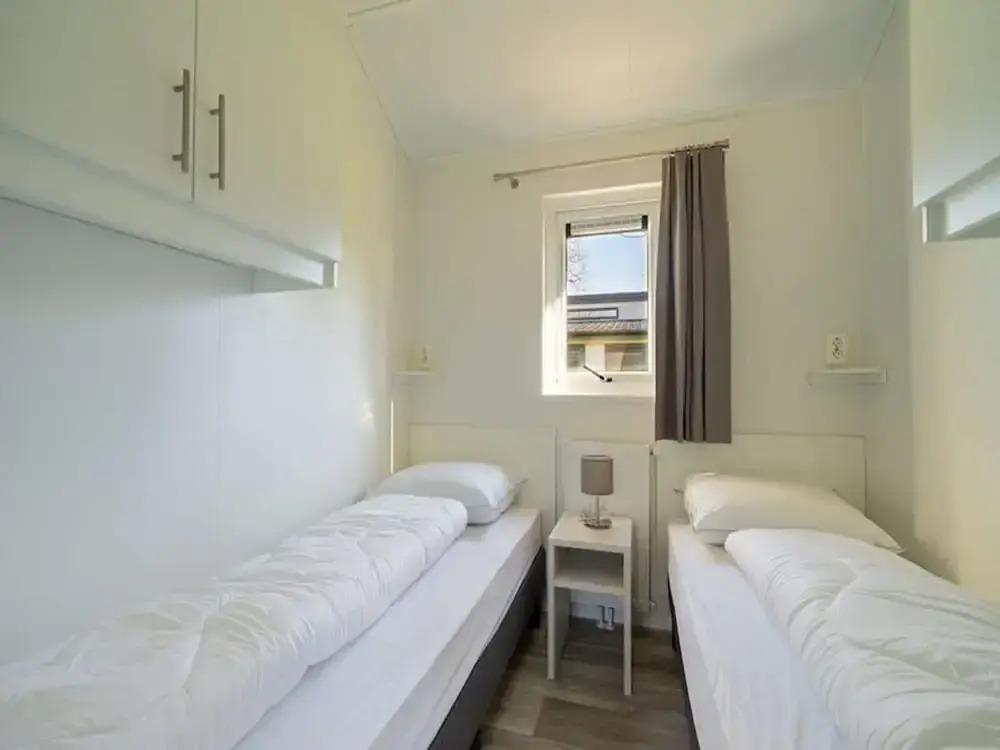 Comfy Chalet With Dishwasher, the Efteling at 2 km