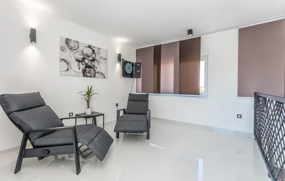 Amazing Home in Sukosan With 2 Bedrooms, Wifi and Outdoor Swimming Pool