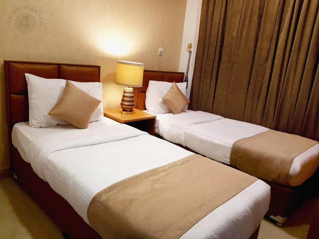 Al Muhanna Plaza Luxury Plus