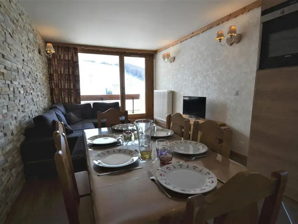 Appartement Les Menuires, 3 pièces, 6 personnes - FR-1-452-209