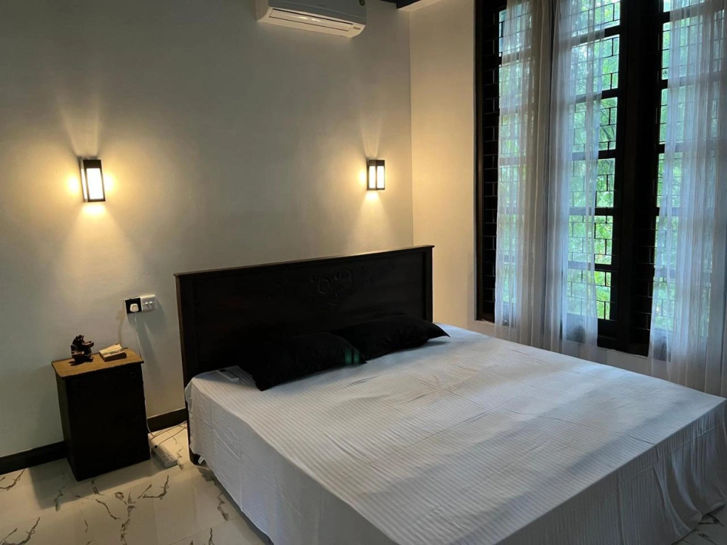 Pabasara Holiday Inn