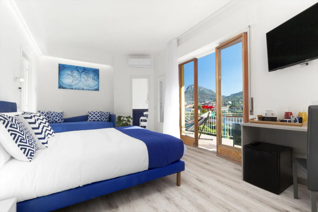 Sirocco Suites