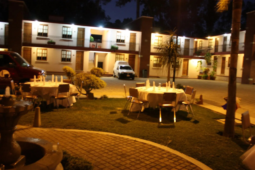 Villas del Sol Hotel & Bungalows