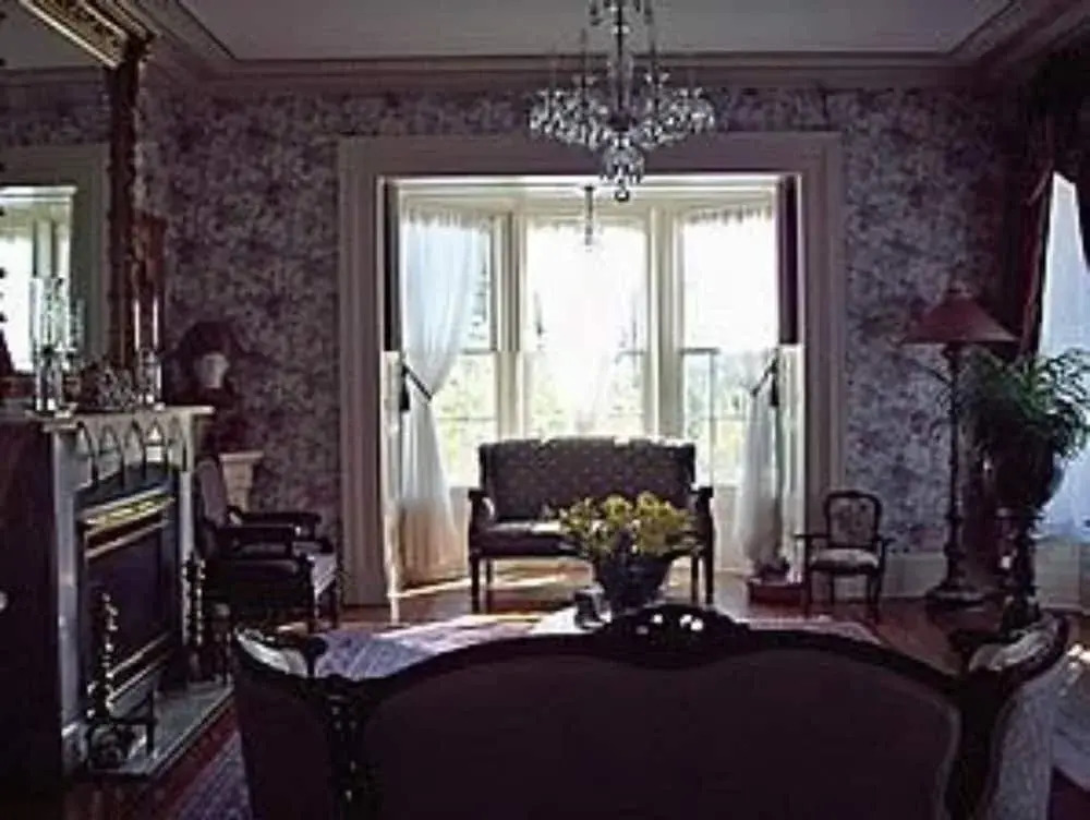The Doctor's Inn