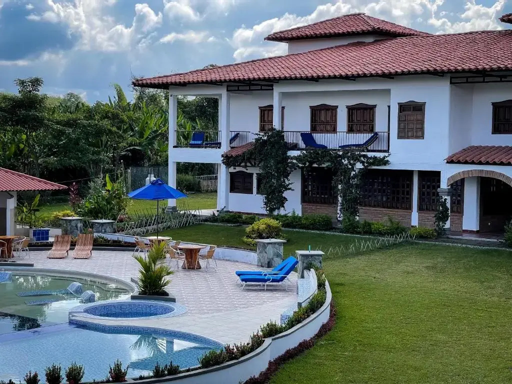 Hotel la Casona Montañesa
