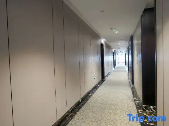 Super 8 Hotel (Leqing Liushi)