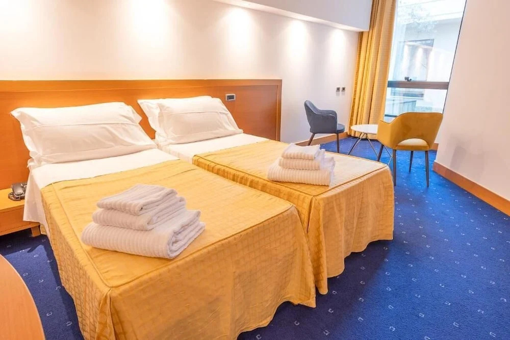 Hotel Planet International