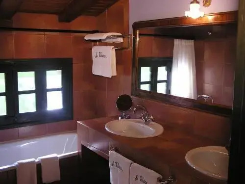 La Fabrica Casa Rural