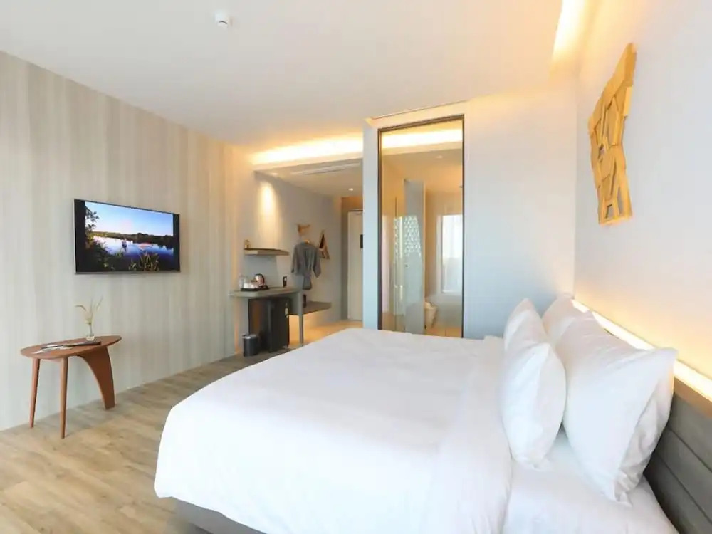 The Signature Hotel Airport