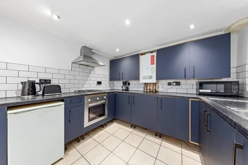 Serviced Flat Near Hyde Park Marble Arch W2 London