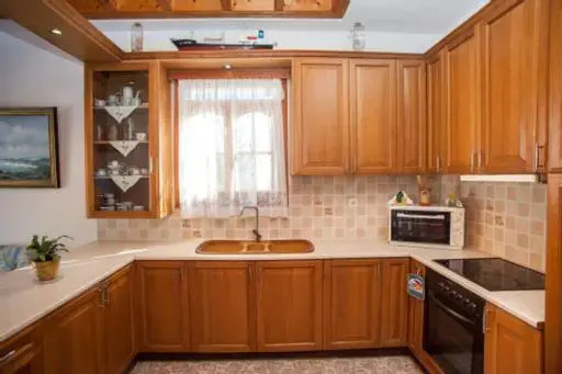 Fernandas Traditional 2 floor house