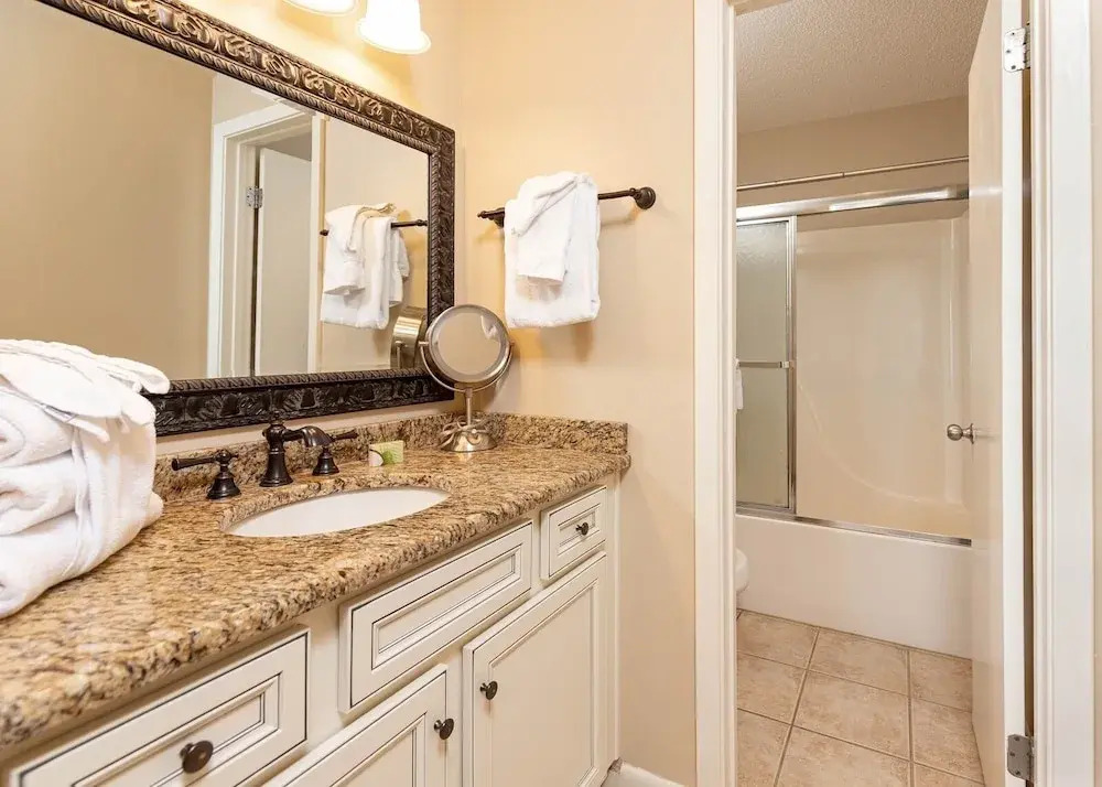 Phoenix East 2 2153 3 Bedroom Condo