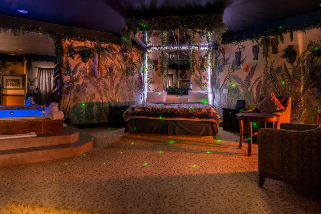 Inn of The Dove Romantic Luxury & Business Suites