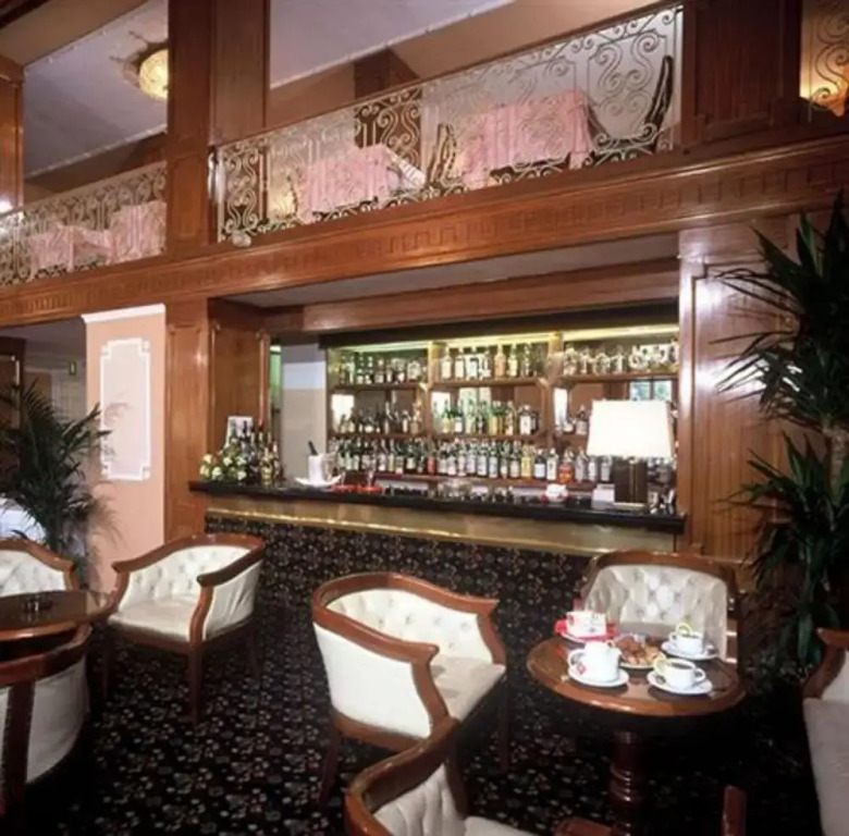 Hotel Regina Olga