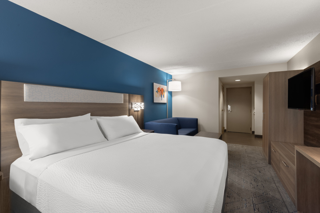 Holiday Inn Express Hotel & Suites Danbury - I-84 by IHG