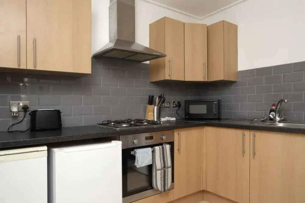 Central 2 Bedroom Flat In Edinburgh