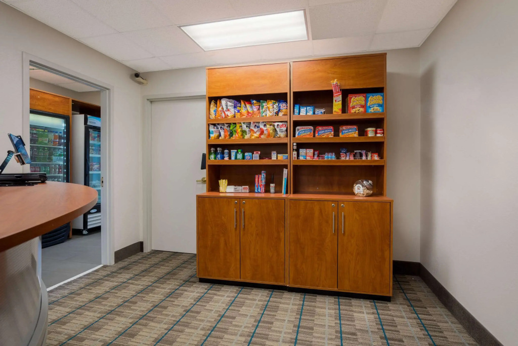MainStay Suites Wilmington - University Area