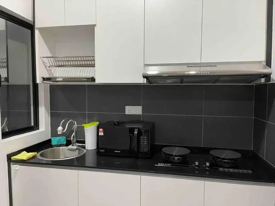 Sofeya Desaru Guest House with Pool and Wifi