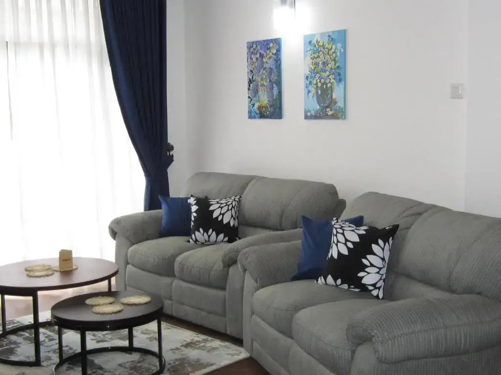 Chanya Luxury Apartment, S 31, Lake View Residencies