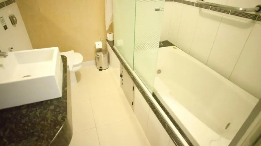 CHA Royal Plaza Hotel
