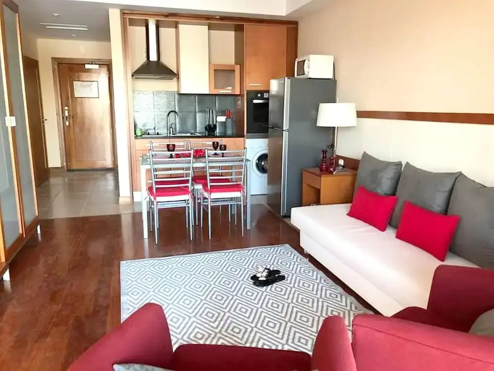 Apartment With one Bedroom in Estômbar, With Wonderful sea View, Private Pool, Enclosed Garden - 2 km From the Beach