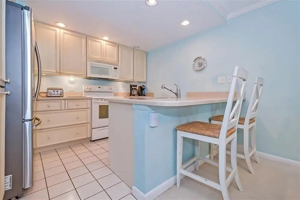 Sea Oats 342 2 Bedroom Condo by RedAwning