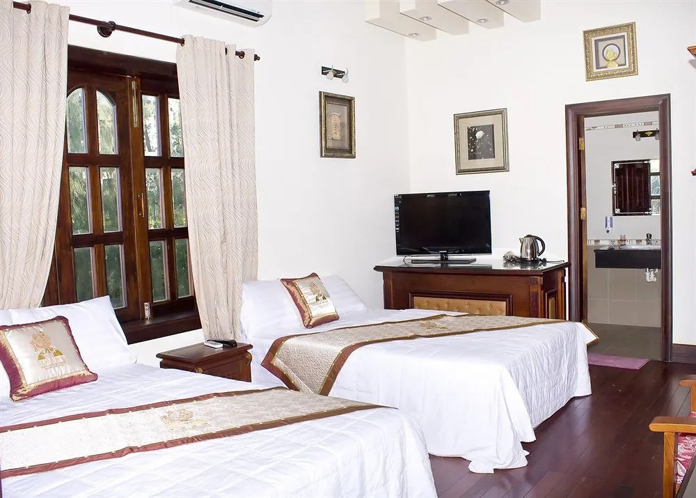 Gold Rooster Resort