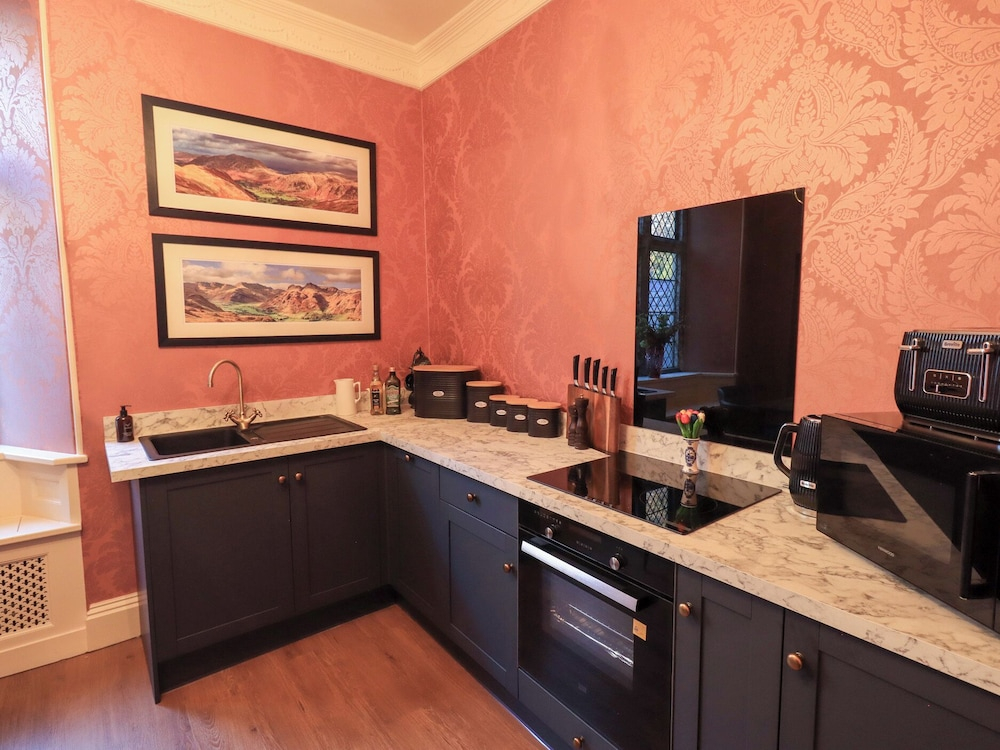 Summerlands Hall Gothic Apartment