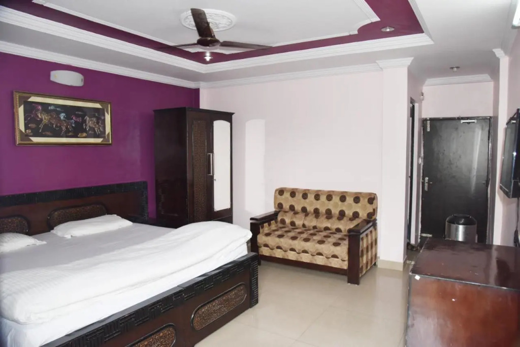 Hotel Aryan