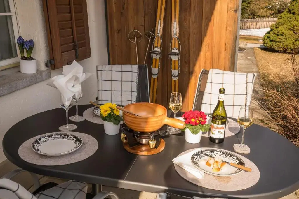 Chalet Spitzhorn - Your Peak Getaway - Private Terrasse & gratis Parkplatz