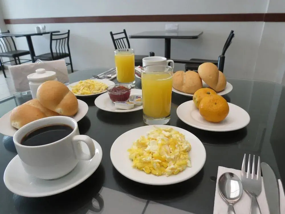 Miraflores Inn