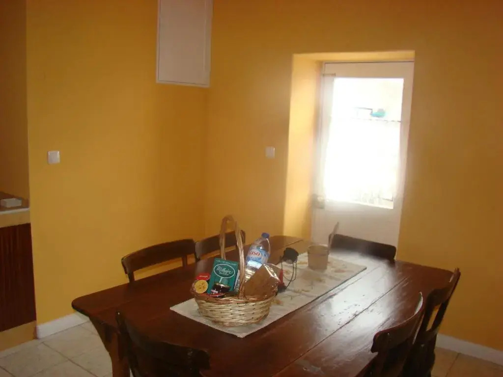 Casa das Pedras Altas