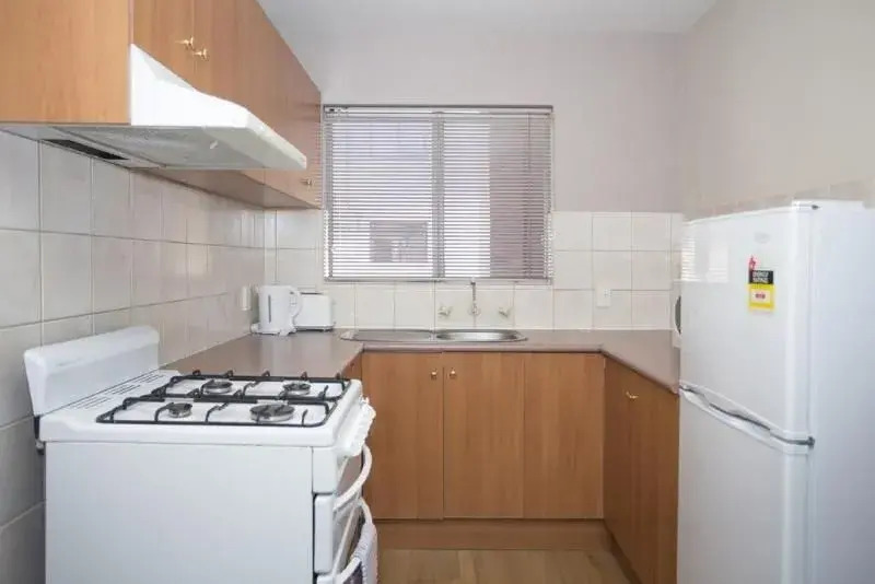 Burswood Lodge Motel Apartments