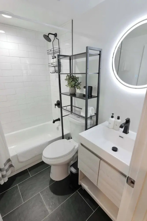 Parkside Living - Steps From Lincoln and Stanton Park