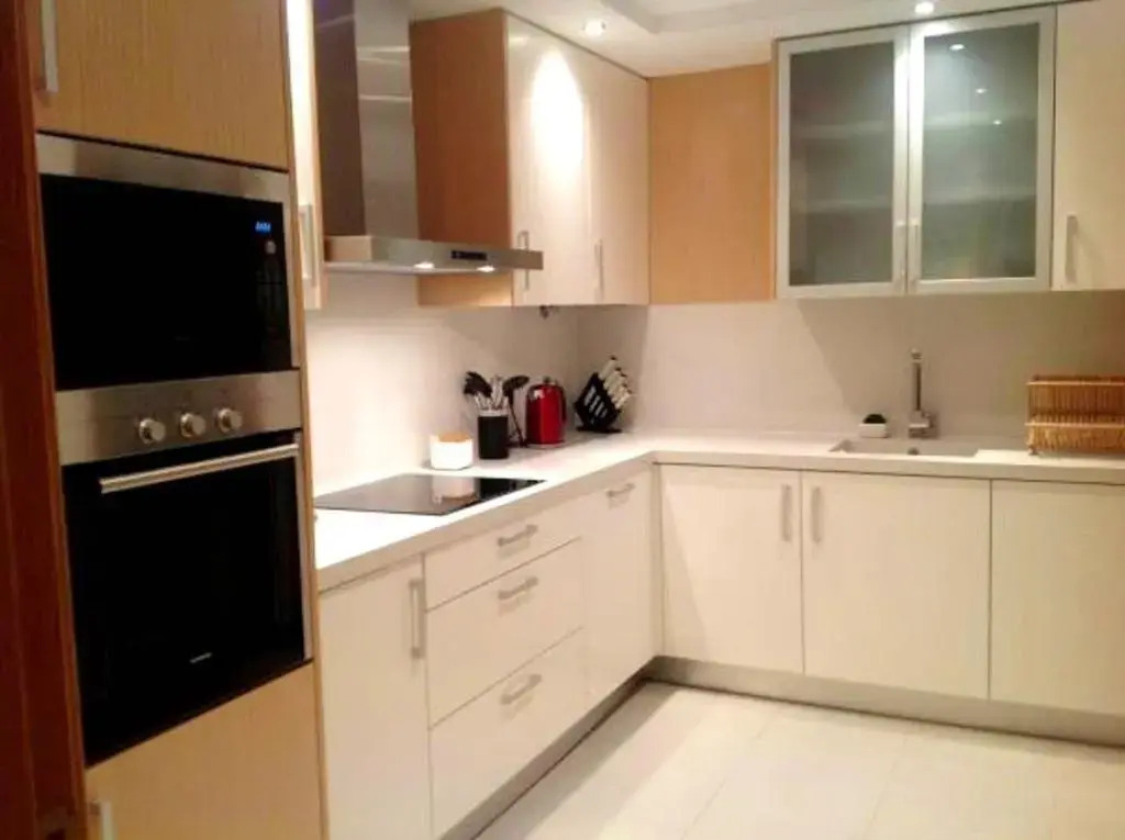 Apartment with 2 bedrooms in Portimao with shared pool terrace and WiFi 5 km from the beach