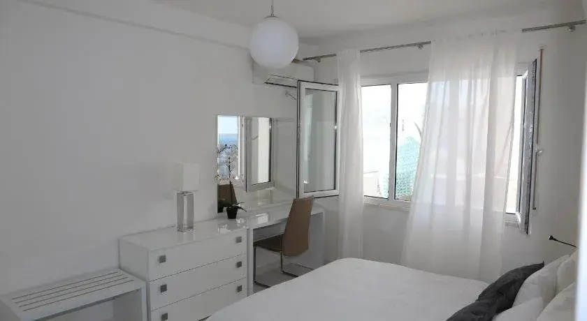 White Residence Luxury Apartments