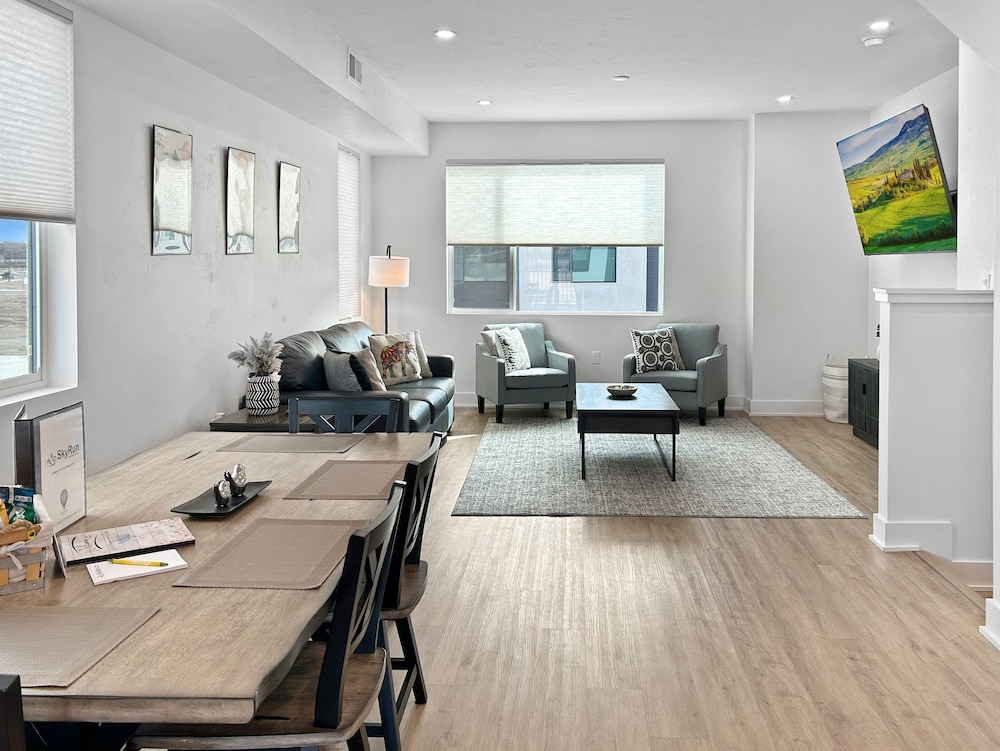 Terrace At Two Rivers 3 Bedroom Townhouse
