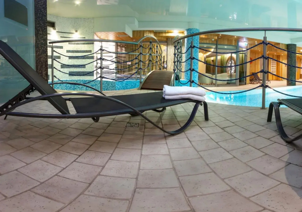 Galaxy Hotel
