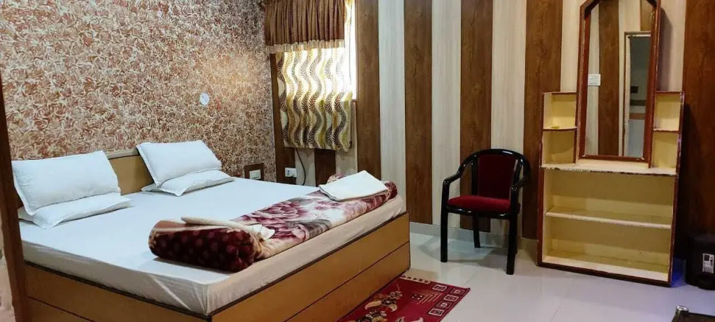 Hotel Shree Mata Sadan