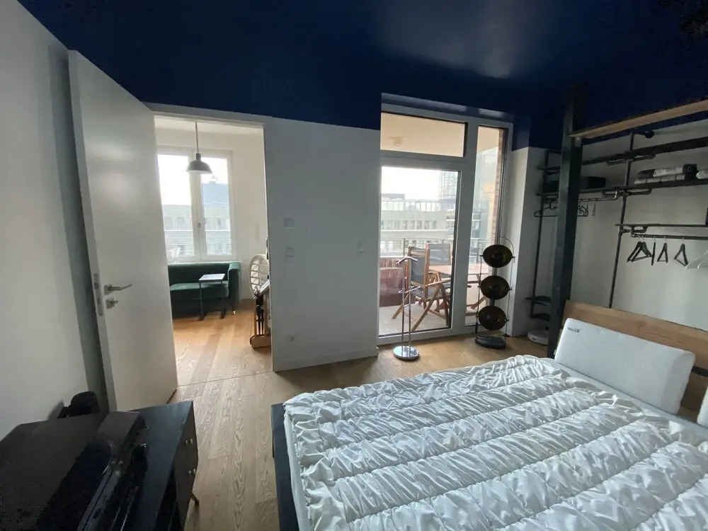 Business/holiday Apartment With Whirlpool