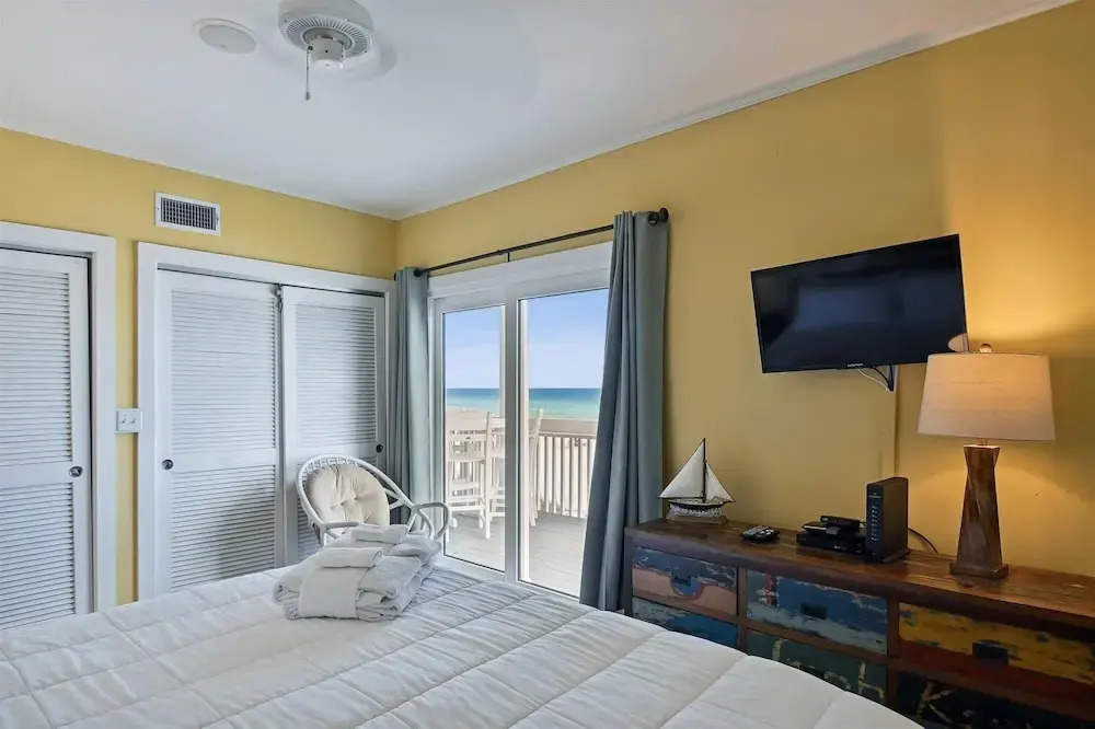 Sandpiper Cove 1157 2 Bedroom Condo by RedAwning
