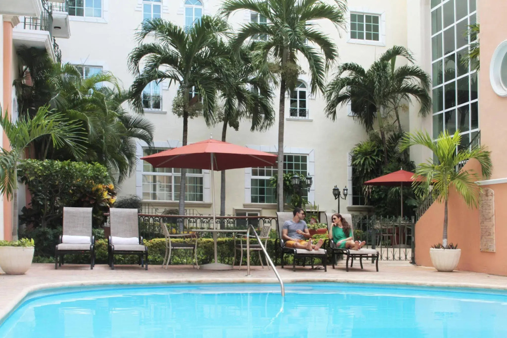 Villa Mercedes Curio Collection By Hilton