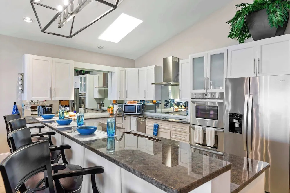 NEW Sleeps 10 - Laguna Del Mar 19 - Seven Mile Beach