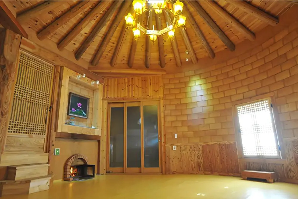 Yeongwol Wolgangsanhachon Pension