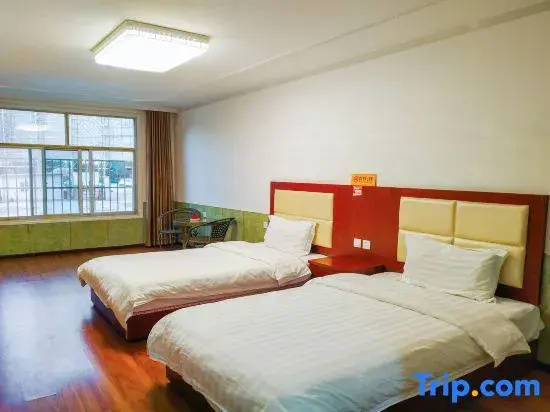 OYO Hanzhong Baiweiyuan Hotel