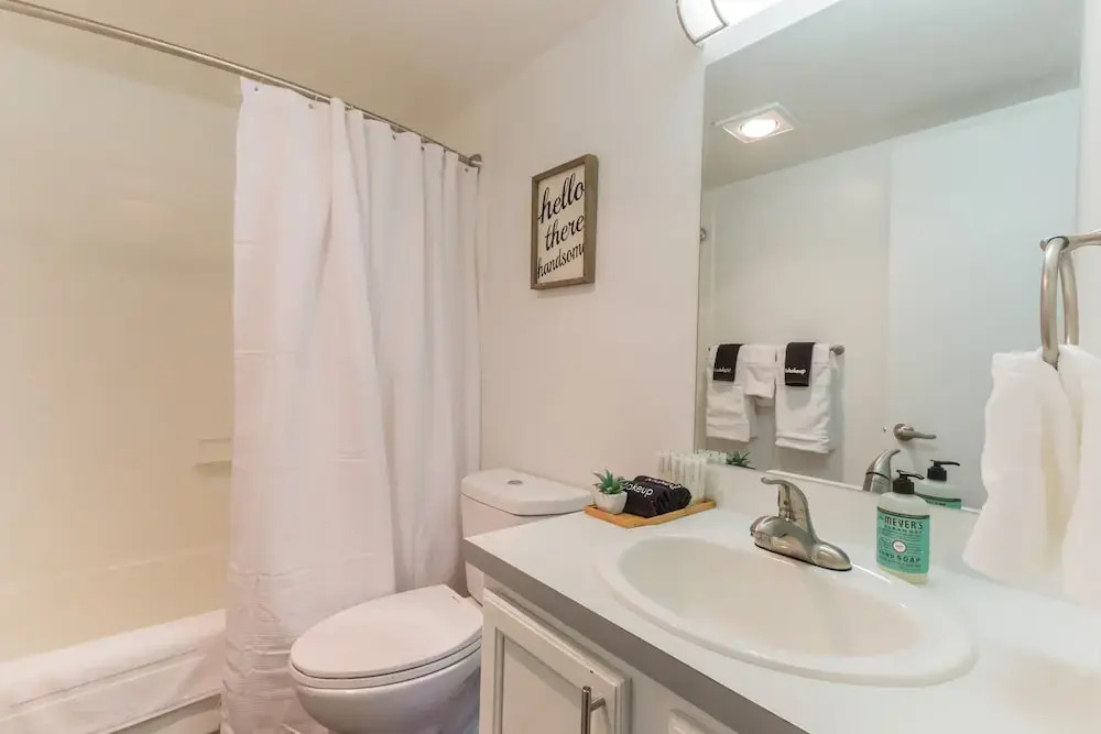 The Luxe Suites of Alexandria