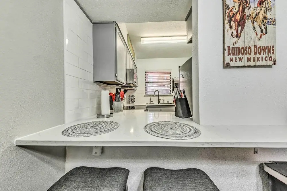 Cozy Ruidoso Condo w/ Grill & Mountain Views!