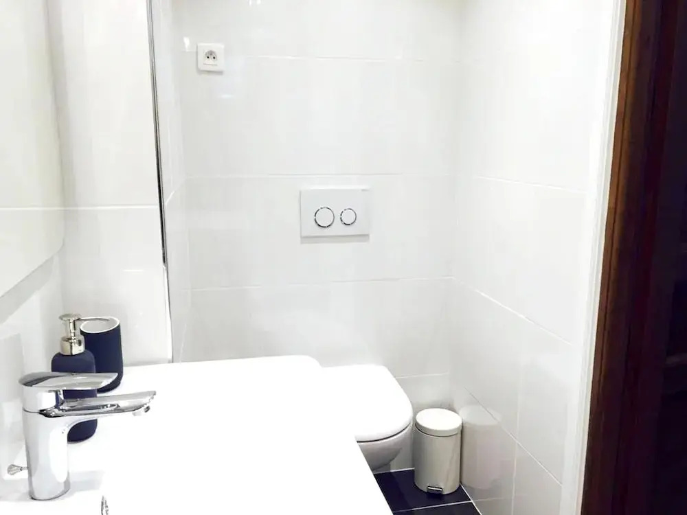 Apartment With one Bedroom in Argenteuil, With Enclosed Garden and Wif