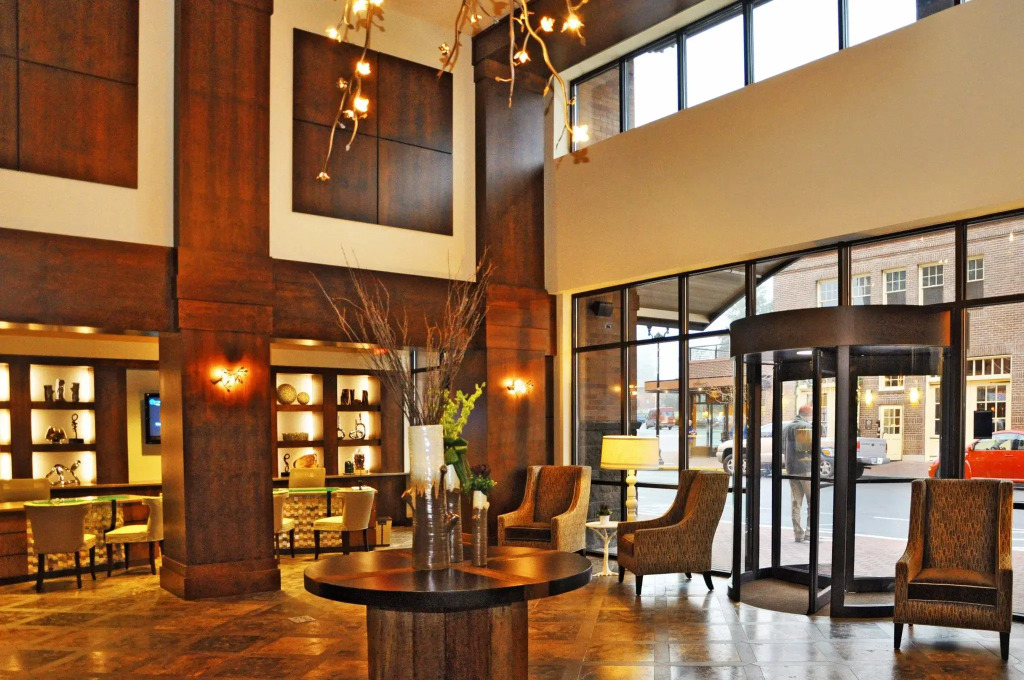 Oxford Hotel Bend
